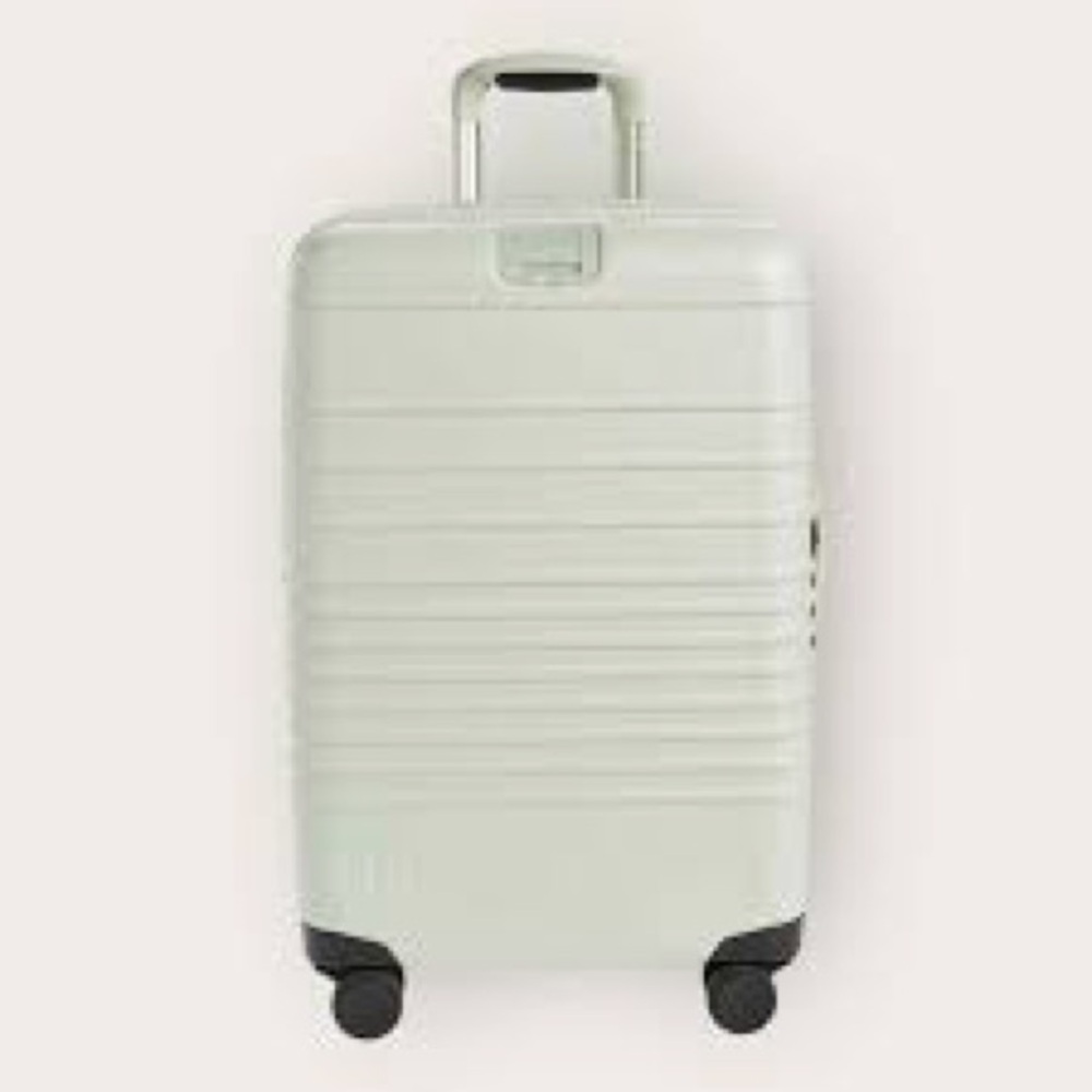 ISO Beis Matcha Carry-On Roller / Check-in
